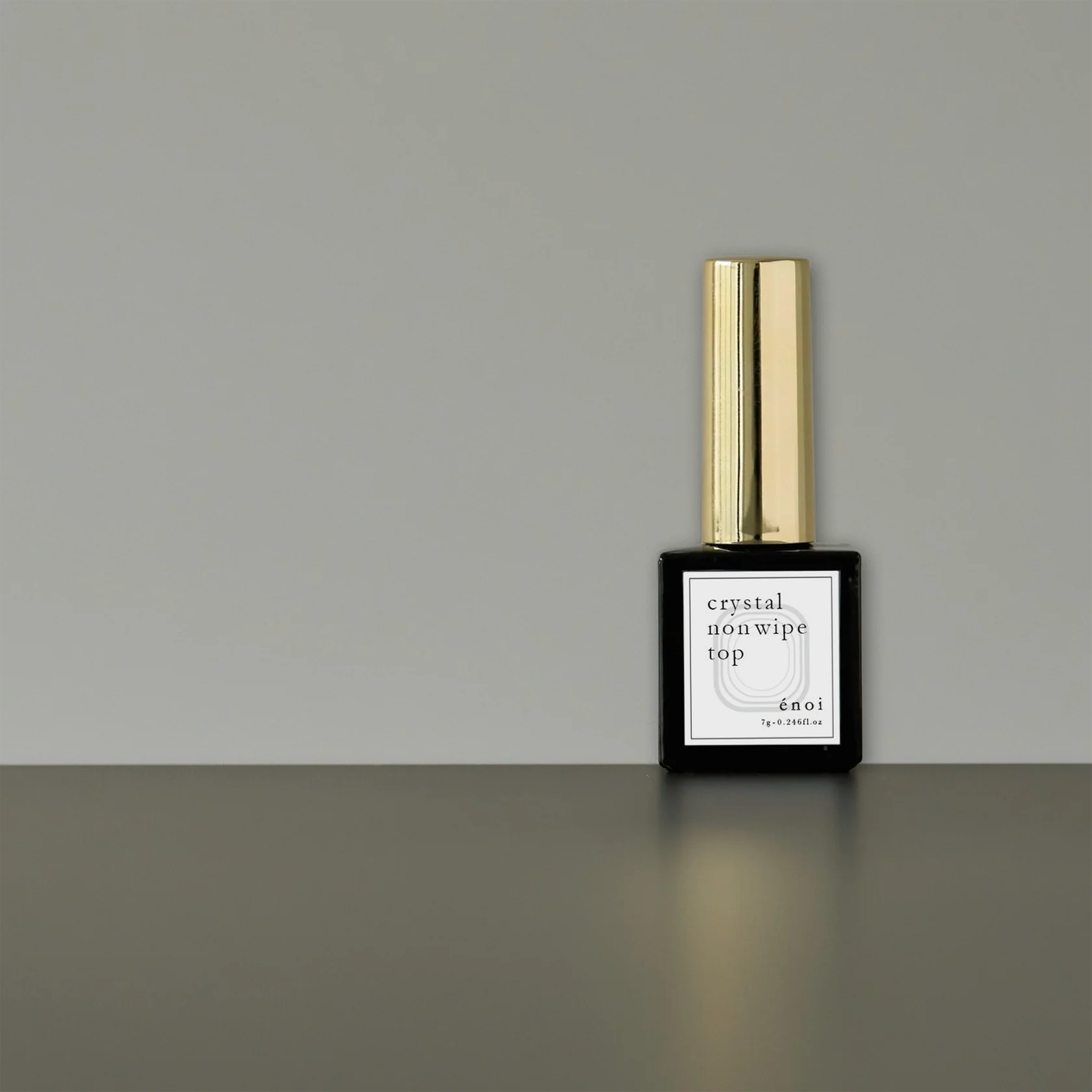 énoi Crystal Non-Wipe Top Gel - 7g bottle