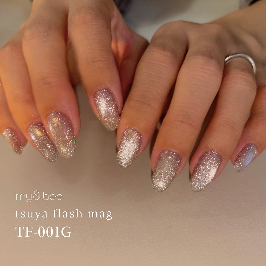 my&bee Tsuya flash mag - 12 flash magnetic colours