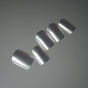 GIU - Edison white | chrome powder