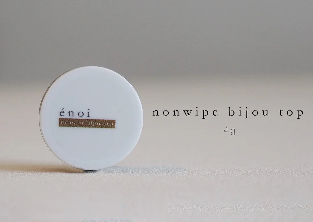énoi Non-Wipe Bijou Top Gel