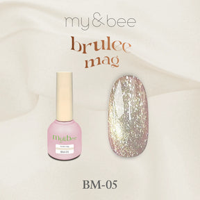 my&bee Brûlée Mag BM-05 sheer beige magnetic gel swatch